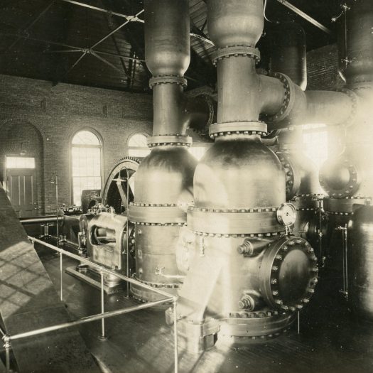 Photo of the Dean and Main Pump.